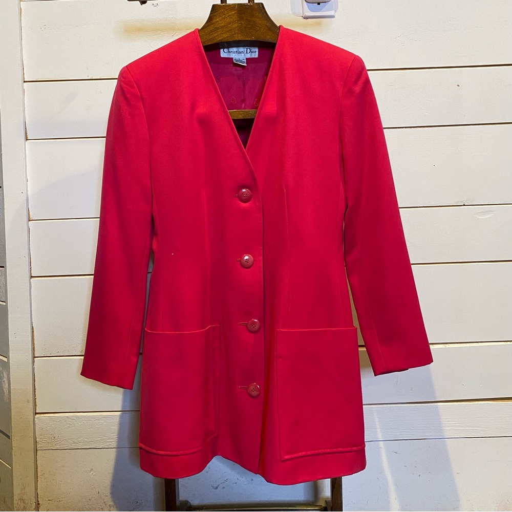 Women’s Christian Dior longer blazer size 4 with 100% wool shell